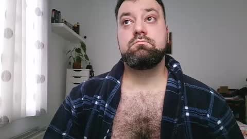 Snapshot of brucemf chatting on October 25, 3:29 pm Bruce online show from October 25, 3:29 pm