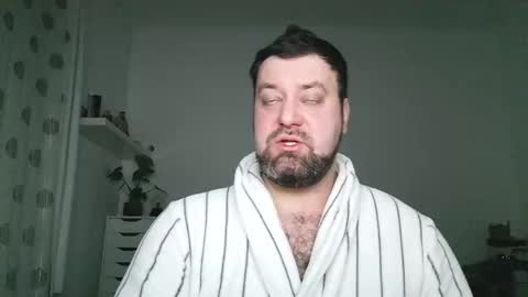 Bruce online show from December 2, 5:30 pm