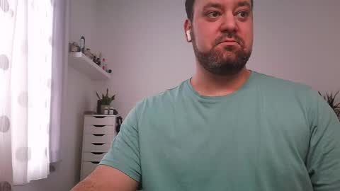 Bruce online show from May 11, 4:04 pm