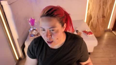 Bruja SCarlata online show from February 18, 1:45 am