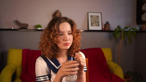 Tess online show from May 30, 12:35 pm