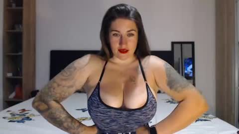 Snapshot of brunettelisa chatting on July 23, 6:28 pm brunettelisa online show from July 23, 6:28 pm