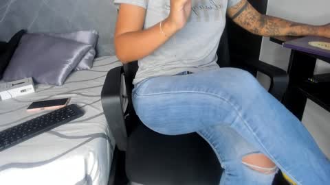 brunette online show from January 5, 7:17 pm