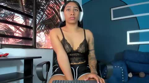 brunette online show from March 2, 9:22 pm