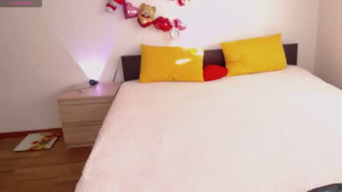 Snapshot of brunettgirl_ chatting on October 13, 5:07 am Ellis online show from October 13, 5:07 am