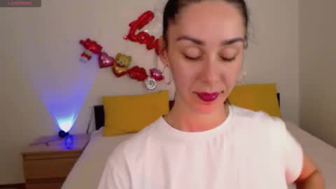 Snapshot of brunettgirl_ chatting on October 16, 6:20 pm Ellis online show from October 16, 6:20 pm