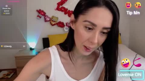 Snapshot of brunettgirl_ chatting on October 25, 6:32 am Ellis online show from October 25, 6:32 am