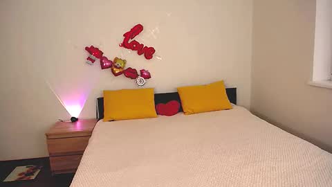 Snapshot of brunettgirl_ chatting on November 9, 6:44 am Ellis online show from November 9, 6:44 am