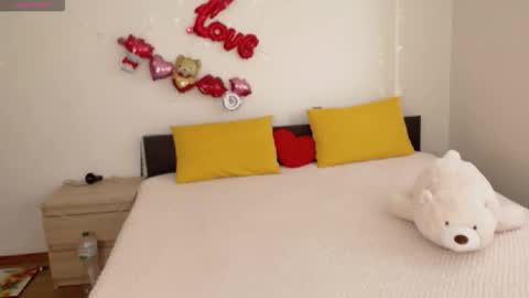 Snapshot of brunettgirl_ chatting on November 16, 6:19 am Ellis online show from November 16, 6:19 am