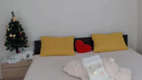 Snapshot of brunettgirl_ chatting on January 14, 6:41 am Ellis online show from January 14, 6:41 am