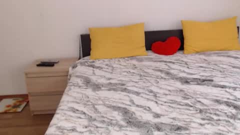 Snapshot of brunettgirl_ chatting on February 6, 8:07 am Ellis online show from February 6, 8:07 am