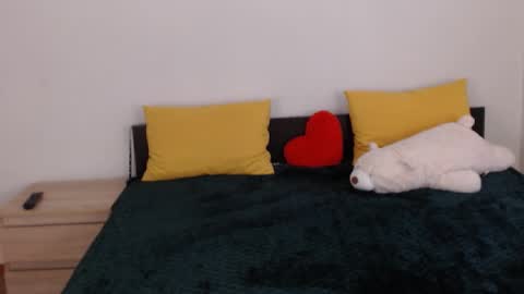 Snapshot of brunettgirl_ chatting on February 26, 6:12 am Ellis online show from February 26, 6:12 am