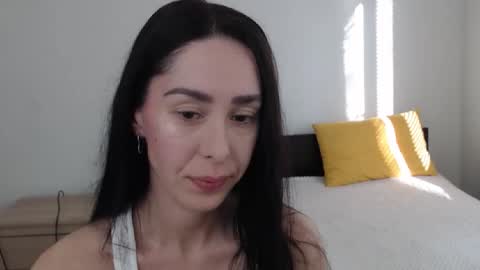 Snapshot of brunettgirl_ chatting on March 9, 7:01 am Ellis online show from March 9, 7:01 am