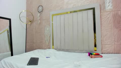 Snapshot of brunettte_sweet chatting on March 30, 11:22 am brunettte online show from March 30, 11:22 am