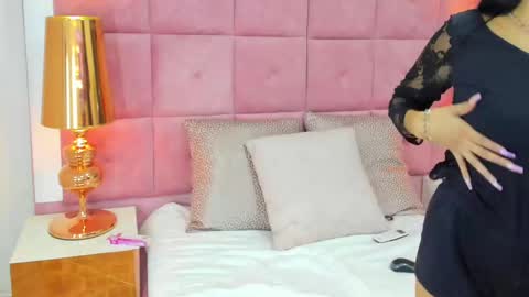Snapshot of brunnygill chatting on March 5, 9:59 pm Brunny Gill online show from March 5, 9:59 pm