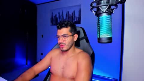 Snapshot of bruno_diaz31 chatting on January 2, 4:30 am Bruno online show from January 2, 4:30 am