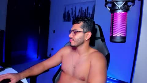Snapshot of bruno_diaz31 chatting on January 4, 4:12 am Bruno online show from January 4, 4:12 am