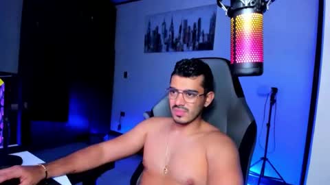 Snapshot of bruno_diaz31 chatting on February 5, 6:35 am Bruno online show from February 5, 6:35 am