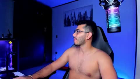 Snapshot of bruno_diaz31 chatting on March 2, 3:24 am Bruno online show from March 2, 3:24 am