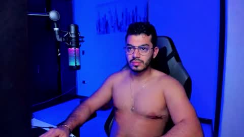 Snapshot of bruno_diaz31 chatting on September 12, 10:59 am Bruno online show from September 12, 10:59 am