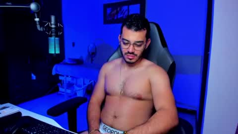 Snapshot of bruno_diaz31 chatting on June 14, 12:40 pm Bruno online show from June 14, 12:40 pm