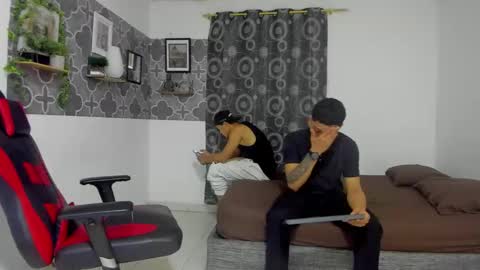 bruno_snow online show from October 24, 3:25 am