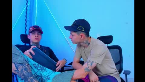 Snapshot of bruno_wild chatting on September 20, 12:28 pm Bruno wild online show from September 20, 12:28 pm