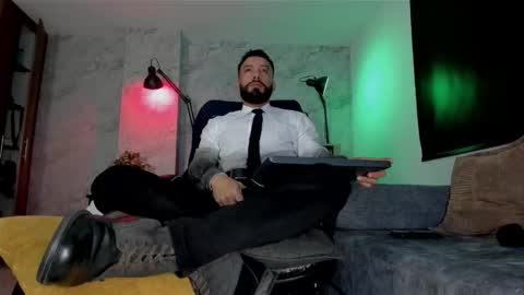 Andres Suarez online show from December 4, 11:52 am