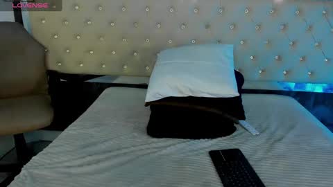 brunoorangel online show from February 18, 11:30 pm