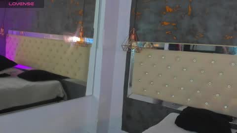 brunoorangel online show from March 12, 9:35 pm