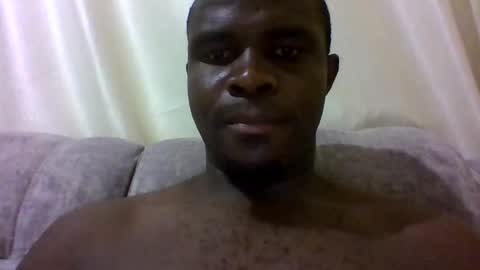 Snapshot of brusedarling chatting on February 14, 5:43 pm brucedarling online show from February 14, 5:43 pm