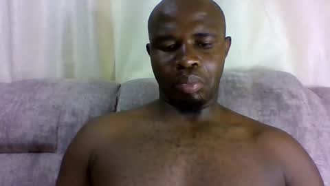 Snapshot of brusedarling chatting on March 15, 2:28 am brucedarling online show from March 15, 2:28 am