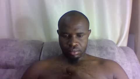 Snapshot of brusedarling chatting on April 10, 5:01 am brucedarling online show from April 10, 5:01 am