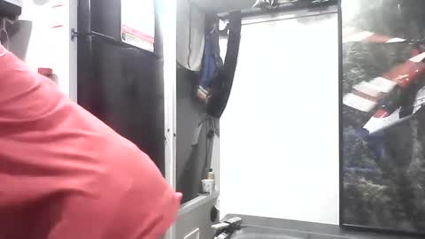 Steve... aka SkinnieDippin aka TimberTramp online show from October 17, 4:37 am