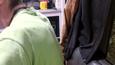 Steve... aka SkinnieDippin aka TimberTramp online show from November 1, 5:53 am