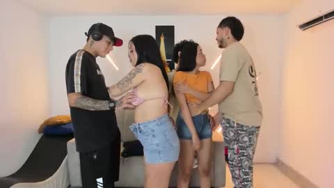 Snapshot of brutal_sex_room2k chatting on January 31, 8:18 pm brutal_sex_room2k online show from January 31, 8:18 pm