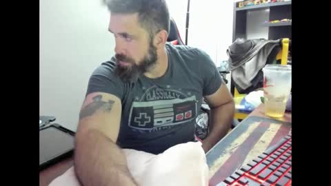 Snapshot of brutalmaster1983 chatting on October 8, 7:44 pm BRUTALMASTER1983 online show from October 8, 7:44 pm