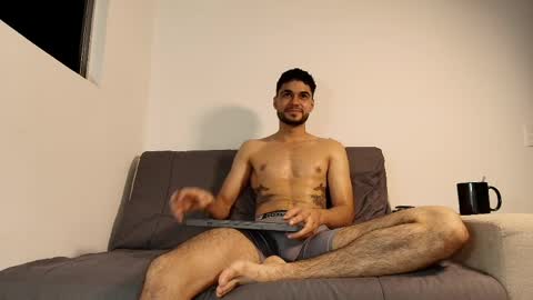 bry_alx online show from April 3, 2:53 am