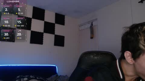 bryamado online show from October 14, 2:12 am