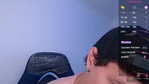 bryamado online show from May 15, 2:18 am