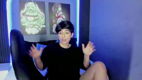 Snapshot of bryce_evans chatting on October 13, 3:23 pm B R Y C E online show from October 13, 3:23 pm