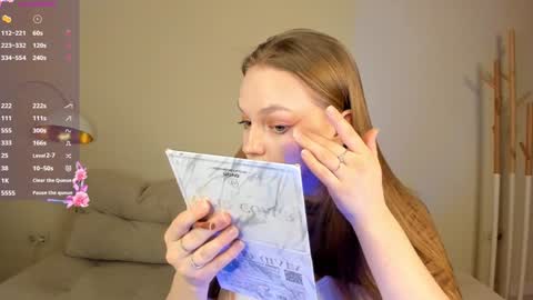 Mary Please help us to reach 120 thumbs up online show from January 22, 5:05 am