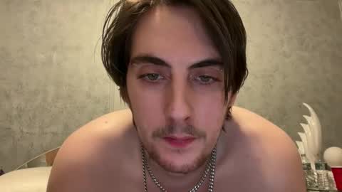 Snapshot of bubbahumps chatting on December 8, 3:43 am bubbahumps online show from December 8, 3:43 am