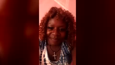 Snapshot of bubblebun_1 chatting on July 1, 9:33 am bubblebun_1 online show from July 1, 9:33 am