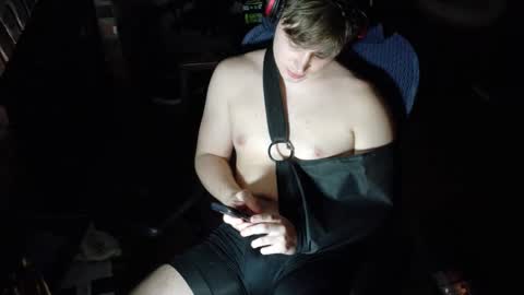 BubblebuttBdn online show from May 11, 5:13 am