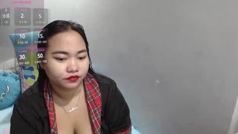 Snapshot of bubblebuttpinay chatting on March 11, 11:37 pm Sunshine online show from March 11, 11:37 pm