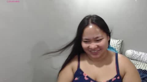 Snapshot of bubblebuttpinay chatting on October 20, 1:28 am Sunshine online show from October 20, 1:28 am