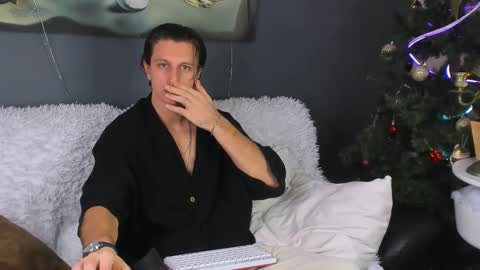 Snapshot of bubblecum_ chatting on January 13, 8:25 pm bubblecum_ online show from January 13, 8:25 pm