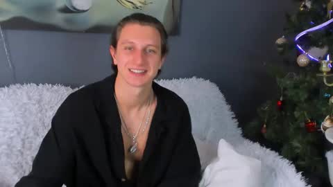 Snapshot of bubblecum_ chatting on January 16, 9:41 pm bubblecum_ online show from January 16, 9:41 pm