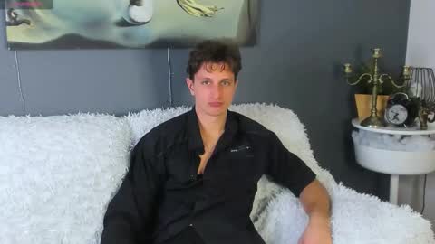 Snapshot of bubblecum_ chatting on February 13, 2:24 pm bubblecum_ online show from February 13, 2:24 pm